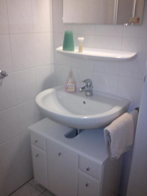 Hotel Zur Kueferschenke Nierstein Quarto foto